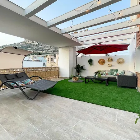 Апартаменты La Terraza. Vistas Al Castillo A 1 Min. De La Playa