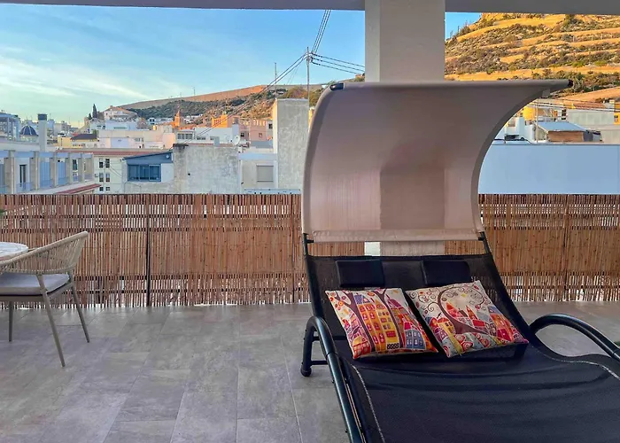 La Terraza. Vistas Al Castillo A 1 Min. De La Playa Apartment *